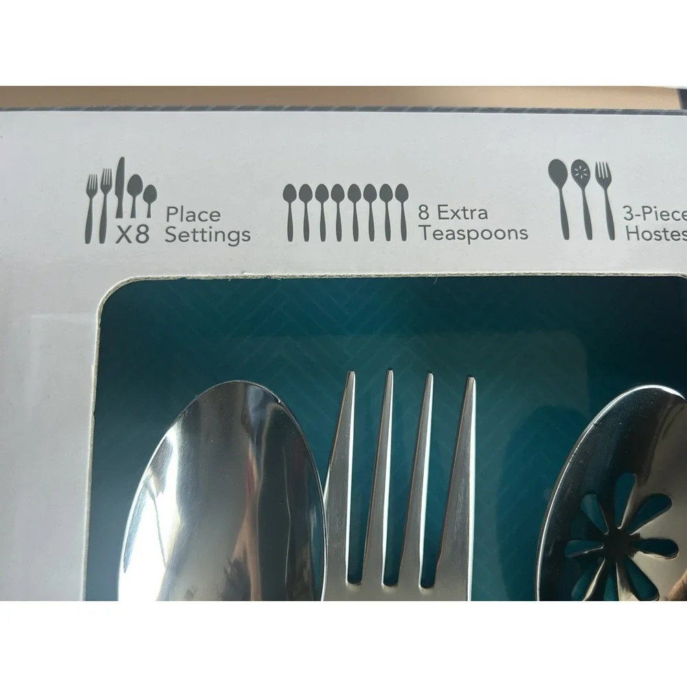 International Silver 5264791 Cascade 51 PC Flatware Set - Silver